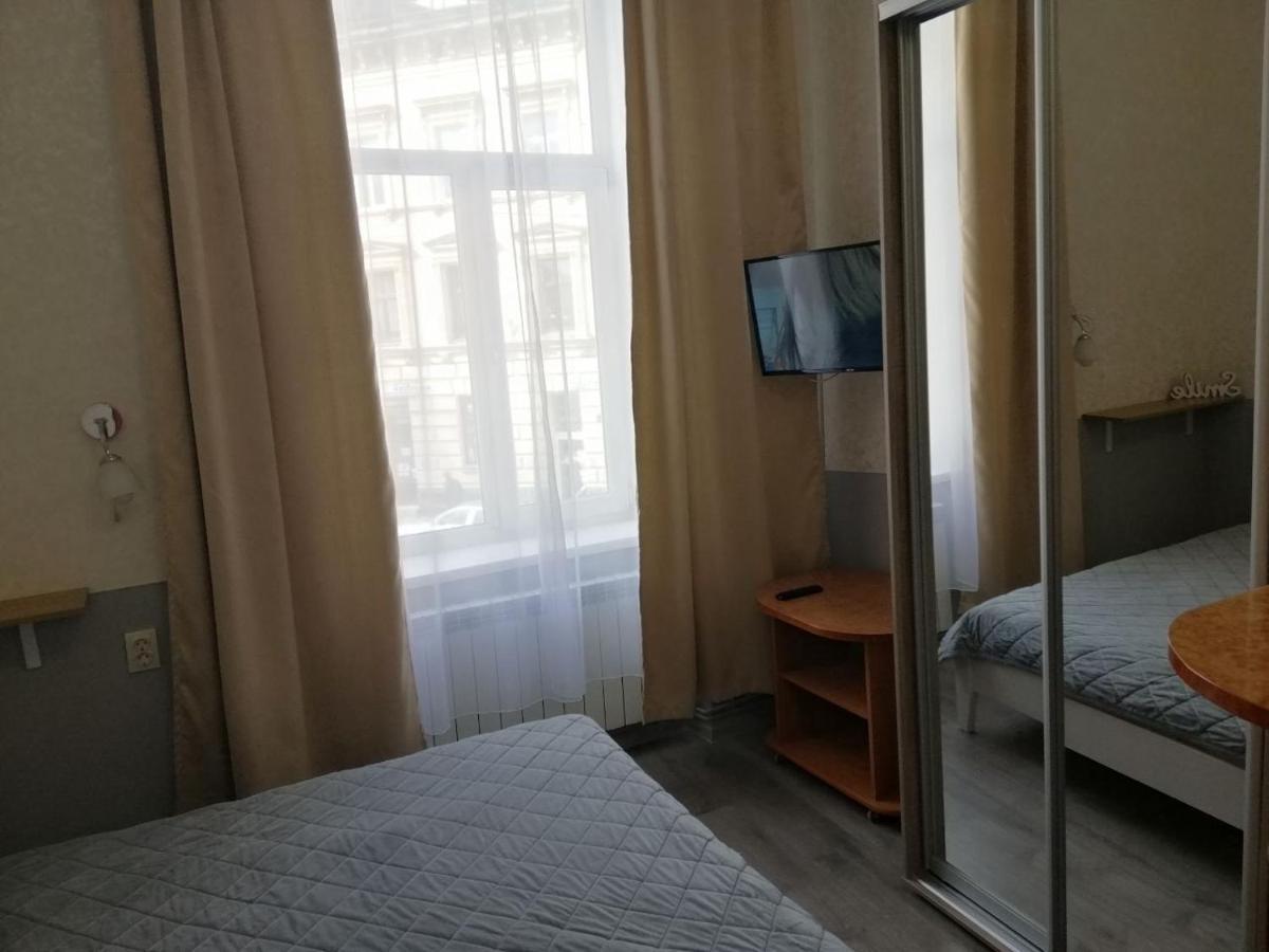 Квартира На Проспекті Шевченка Lviv Buitenkant foto